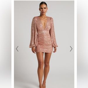 NWT Size 0 Showpo Rhylee Mini Dress